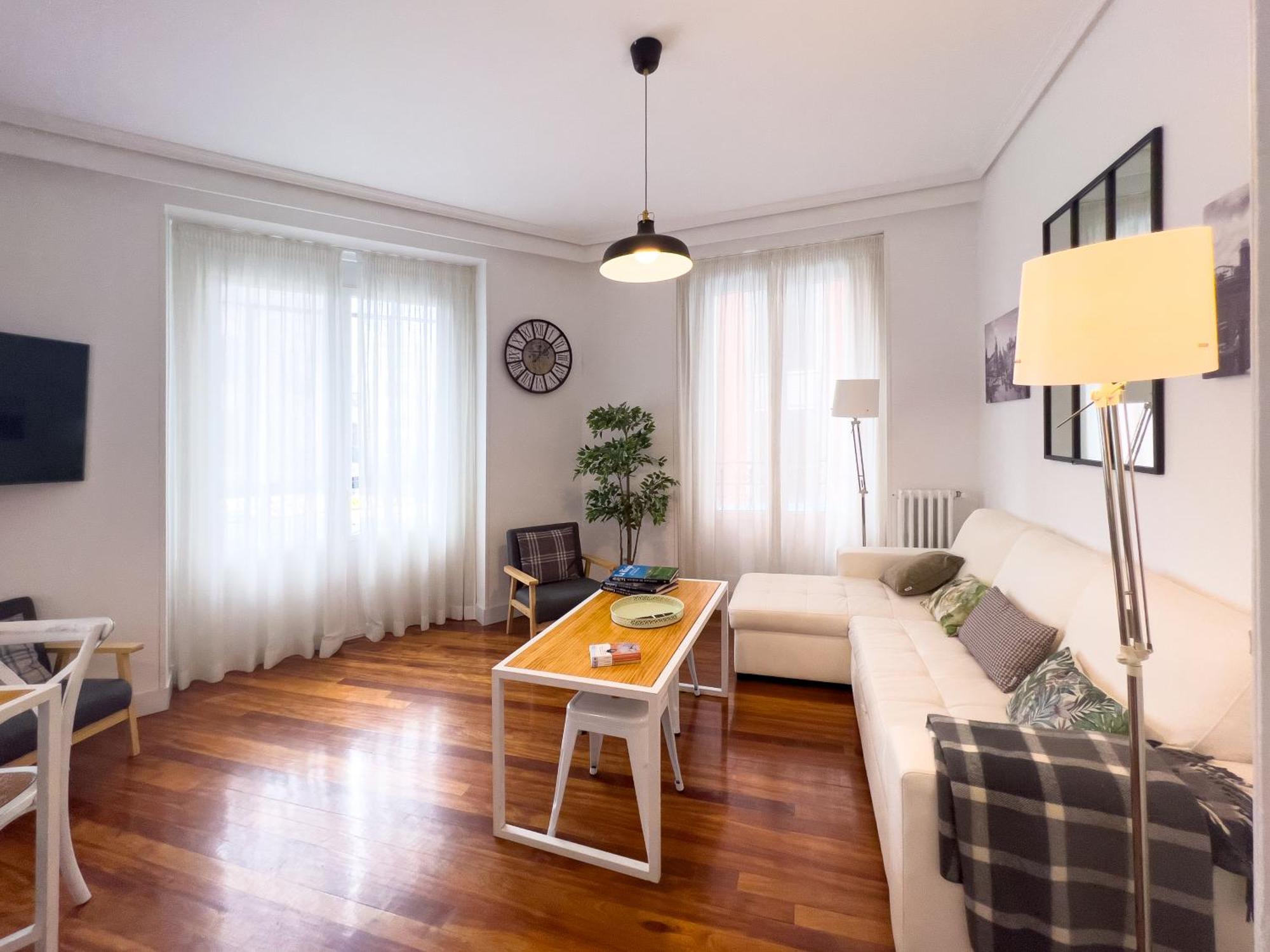 Callao Suites Madrid Exterior photo