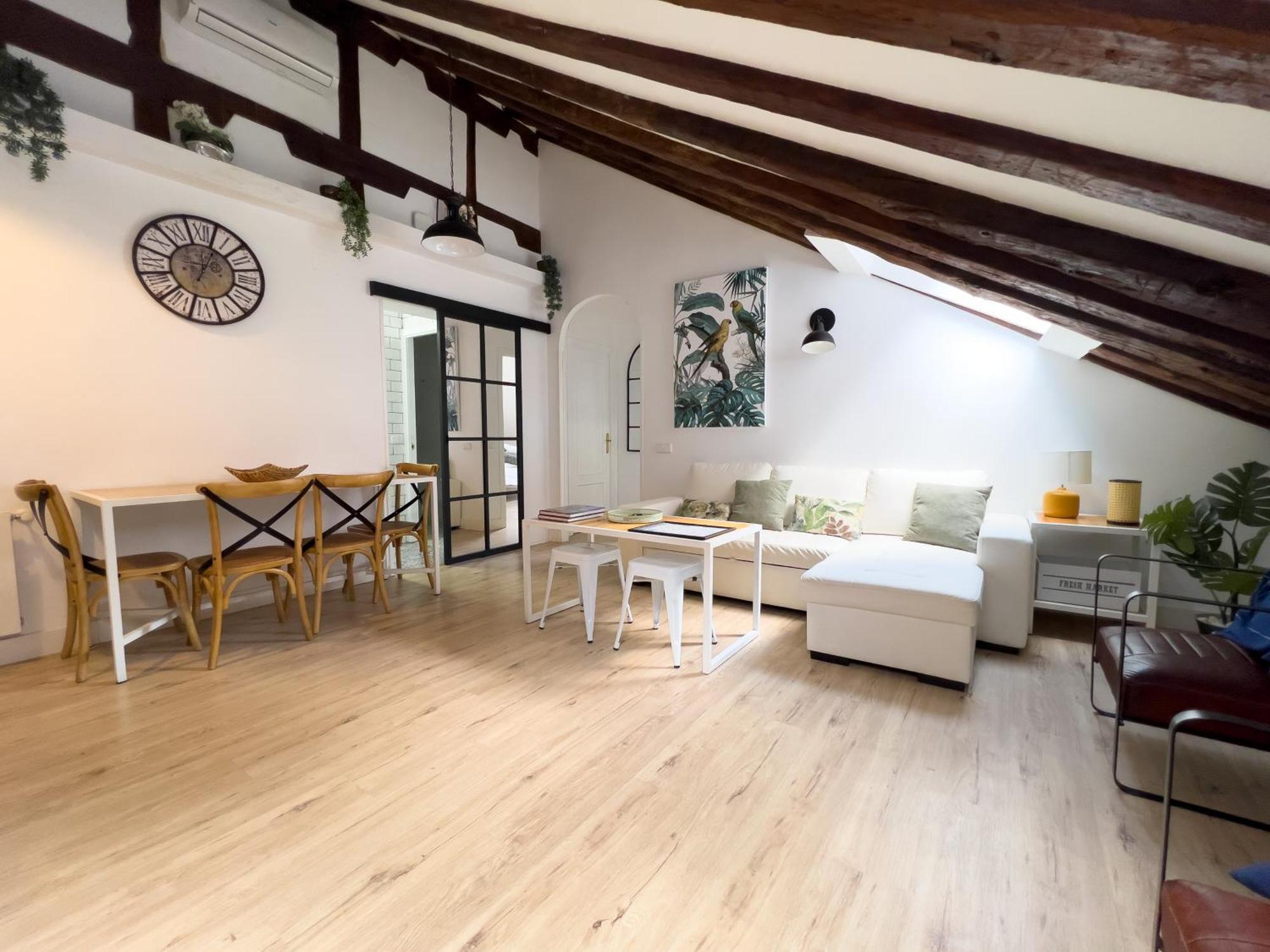 Callao Suites Madrid Exterior photo